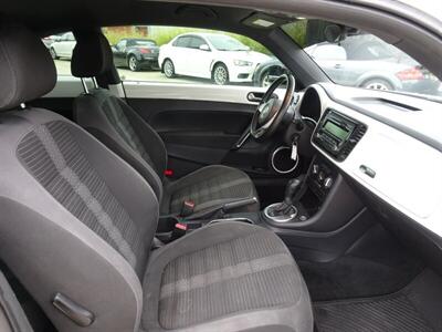 2012 Volkswagen Beetle Turbo PZEV   - Photo 20 - Cincinnati, OH 45255