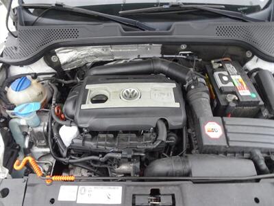 2012 Volkswagen Beetle Turbo PZEV   - Photo 61 - Cincinnati, OH 45255