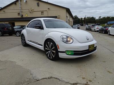 2012 Volkswagen Beetle Turbo PZEV   - Photo 2 - Cincinnati, OH 45255