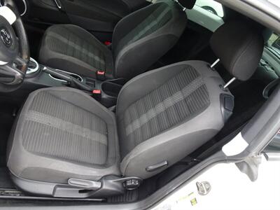 2012 Volkswagen Beetle Turbo PZEV   - Photo 29 - Cincinnati, OH 45255