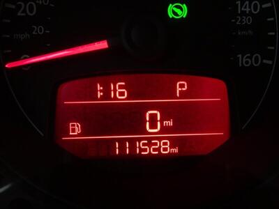 2012 Volkswagen Beetle Turbo PZEV   - Photo 40 - Cincinnati, OH 45255