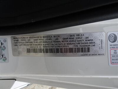 2012 Volkswagen Beetle Turbo PZEV   - Photo 64 - Cincinnati, OH 45255