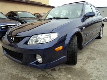 2002 Mazda Protege5   - Photo 12 - Cincinnati, OH 45255