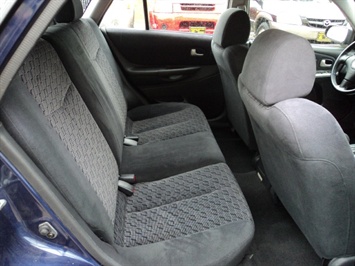 2002 Mazda Protege5   - Photo 9 - Cincinnati, OH 45255