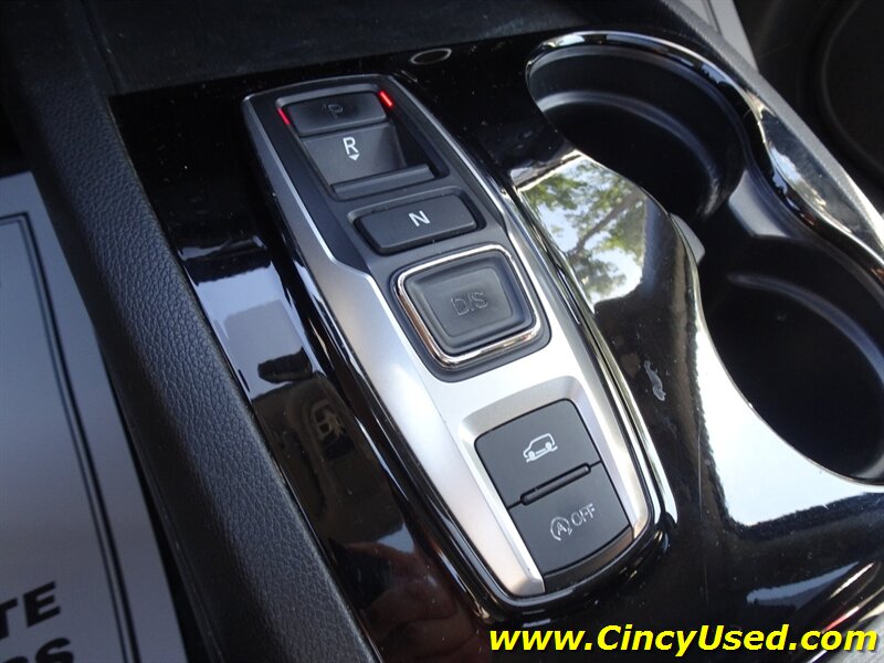 2016 Honda Pilot Elite - Photo 16 - Cincinnati, OH 45255