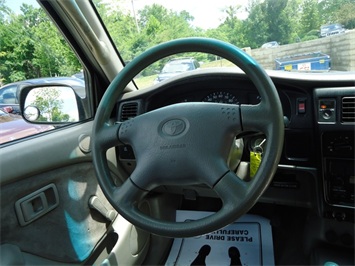 2003 Toyota Tacoma   - Photo 17 - Cincinnati, OH 45255