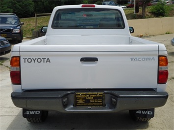2003 Toyota Tacoma   - Photo 5 - Cincinnati, OH 45255