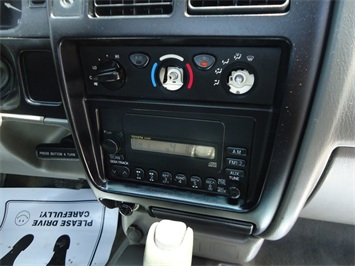 2003 Toyota Tacoma   - Photo 15 - Cincinnati, OH 45255