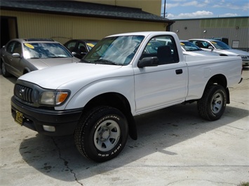 2003 Toyota Tacoma   - Photo 3 - Cincinnati, OH 45255