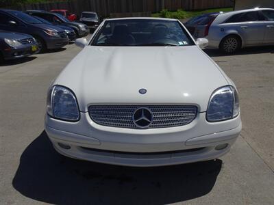 2004 Mercedes-Benz SLK 230 Kompressor  2.3L I4 RWD - Photo 2 - Cincinnati, OH 45255