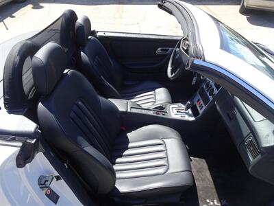 2004 Mercedes-Benz SLK 230 Kompressor  2.3L I4 RWD - Photo 14 - Cincinnati, OH 45255