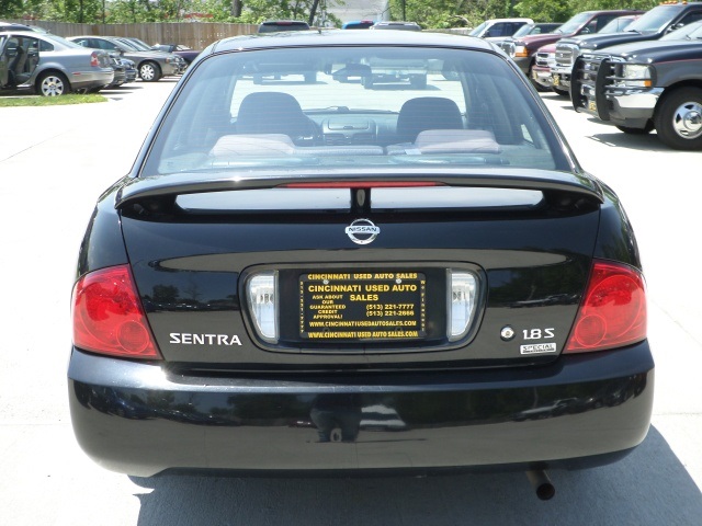 2005 Nissan Sentra 1.8 S - Photo 5 - Cincinnati, OH 45255