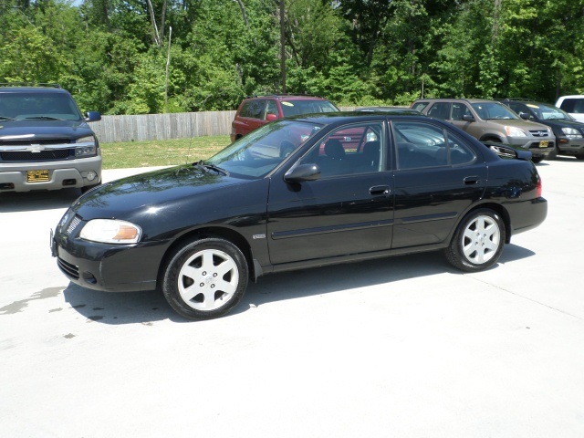 2005 Nissan Sentra 1.8 S - Photo 3 - Cincinnati, OH 45255