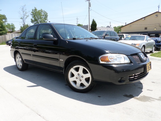 2005 Nissan Sentra 1.8 S - Photo 10 - Cincinnati, OH 45255