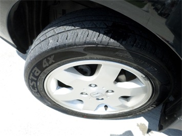 2005 Nissan Sentra 1.8 S   - Photo 29 - Cincinnati, OH 45255