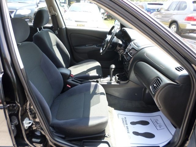 2005 Nissan Sentra 1.8 S - Photo 8 - Cincinnati, OH 45255