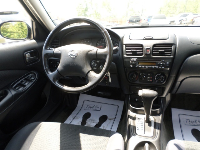 2005 Nissan Sentra 1.8 S - Photo 7 - Cincinnati, OH 45255