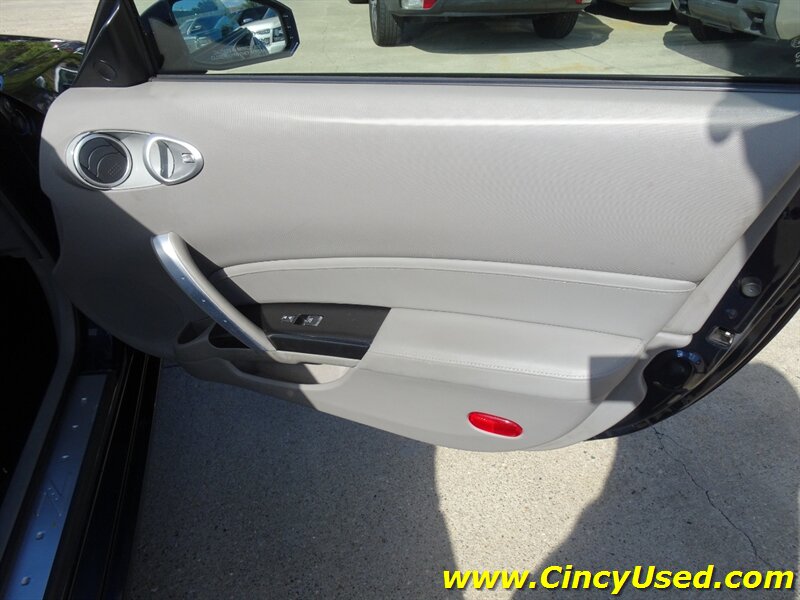 2008 Nissan 350Z Touring - Photo 25 - Cincinnati, OH 45255