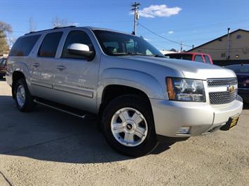 2011 Chevrolet Suburban LT 1500   - Photo 10 - Cincinnati, OH 45255