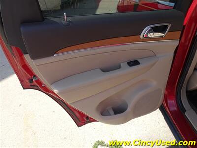 2011 Jeep Grand Cherokee Overland Summit - Photo 33 - Cincinnati, OH 45255