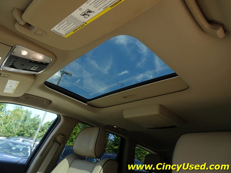 2011 Jeep Grand Cherokee Overland Summit - Photo 27 - Cincinnati, OH 45255