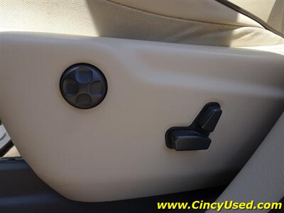 2011 Jeep Grand Cherokee Overland Summit - Photo 28 - Cincinnati, OH 45255