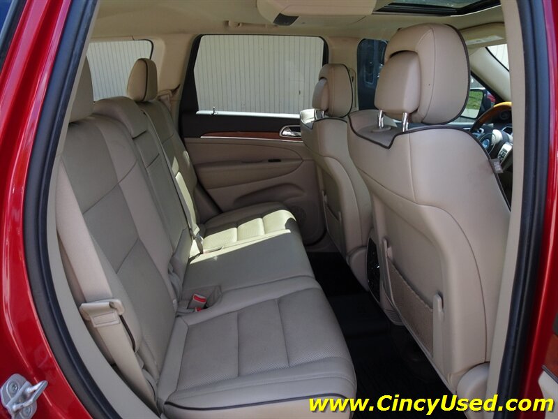 2011 Jeep Grand Cherokee Overland Summit - Photo 14 - Cincinnati, OH 45255