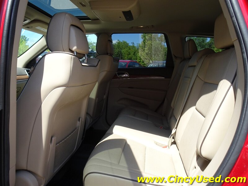 2011 Jeep Grand Cherokee Overland Summit - Photo 13 - Cincinnati, OH 45255