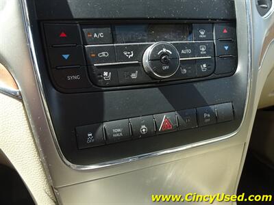 2011 Jeep Grand Cherokee Overland Summit - Photo 20 - Cincinnati, OH 45255