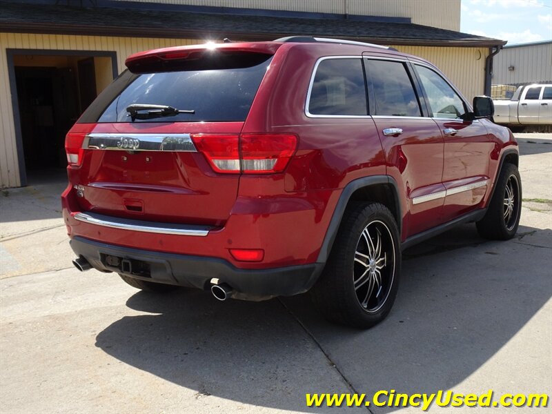 2011 Jeep Grand Cherokee Overland Summit - Photo 7 - Cincinnati, OH 45255