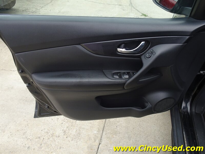 2018 Nissan Rogue S - Photo 27 - Cincinnati, OH 45255