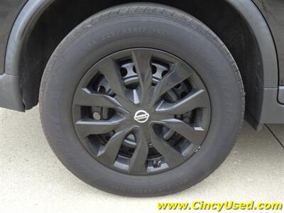 2018 Nissan Rogue S - Photo 32 - Cincinnati, OH 45255