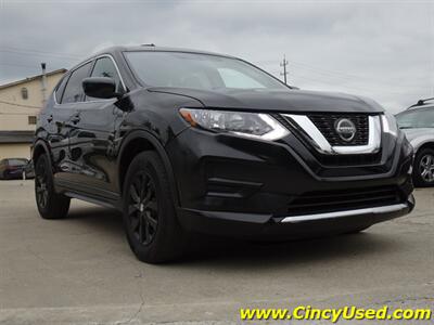 2018 Nissan Rogue S - Photo 4 - Cincinnati, OH 45255