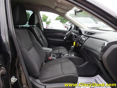 2018 Nissan Rogue S - Photo 16 - Cincinnati, OH 45255