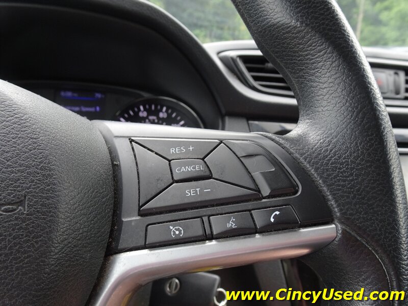 2018 Nissan Rogue S - Photo 22 - Cincinnati, OH 45255