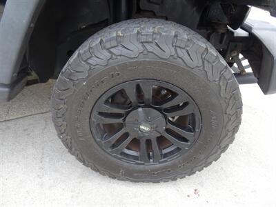 2009 Jeep Wrangler X  3.8L V6 4X4 - Photo 24 - Cincinnati, OH 45255