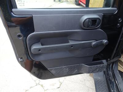 2009 Jeep Wrangler X  3.8L V6 4X4 - Photo 21 - Cincinnati, OH 45255