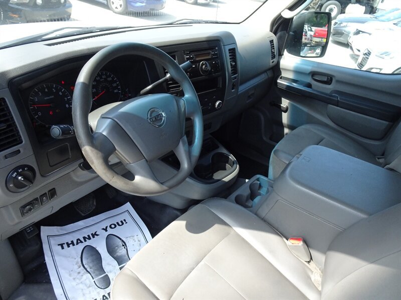 2013 Nissan NV Cargo 2500 HD S   - Photo 20 - Cincinnati, OH 45255