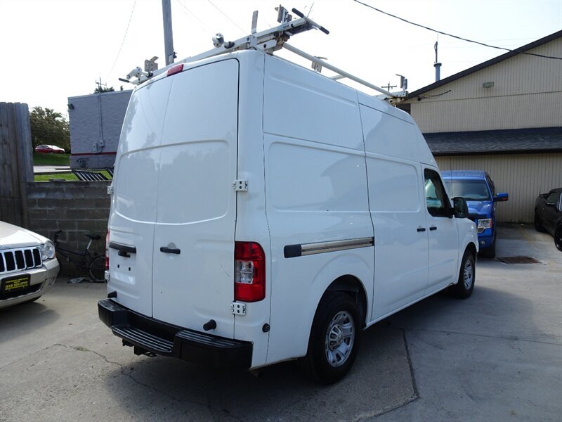 2013 Nissan NV Cargo 2500 HD S   - Photo 6 - Cincinnati, OH 45255