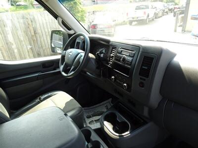 2013 Nissan NV Cargo 2500 HD S   - Photo 9 - Cincinnati, OH 45255
