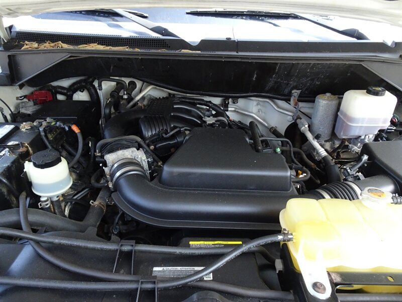 2013 Nissan NV Cargo 2500 HD S   - Photo 21 - Cincinnati, OH 45255