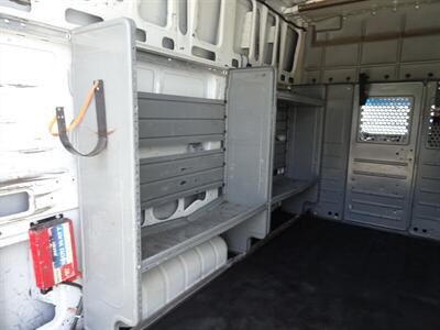 2013 Nissan NV Cargo 2500 HD S   - Photo 17 - Cincinnati, OH 45255