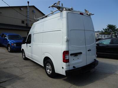 2013 Nissan NV Cargo 2500 HD S   - Photo 4 - Cincinnati, OH 45255