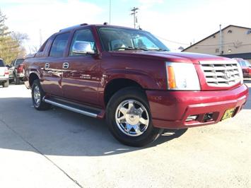 2005 Cadillac Escalade EXT   - Photo 10 - Cincinnati, OH 45255