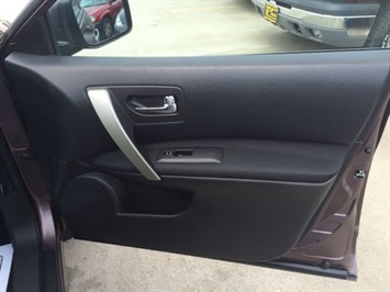 2010 Nissan Rogue SL   - Photo 21 - Cincinnati, OH 45255