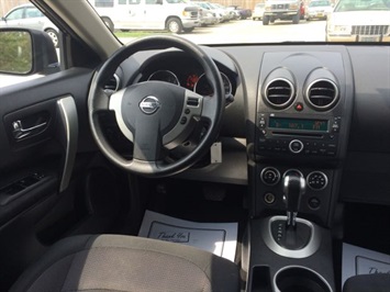 2010 Nissan Rogue SL   - Photo 7 - Cincinnati, OH 45255