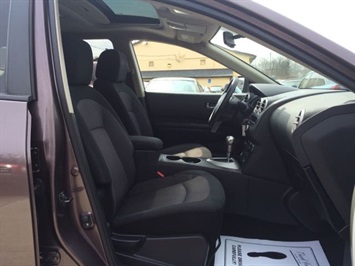 2010 Nissan Rogue SL   - Photo 8 - Cincinnati, OH 45255