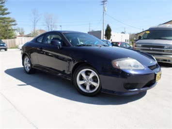 2005 Hyundai Tiburon GS   - Photo 10 - Cincinnati, OH 45255