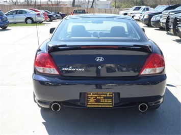 2005 Hyundai Tiburon GS   - Photo 5 - Cincinnati, OH 45255