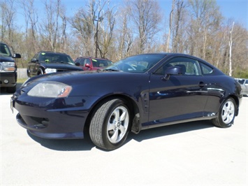 2005 Hyundai Tiburon GS   - Photo 11 - Cincinnati, OH 45255